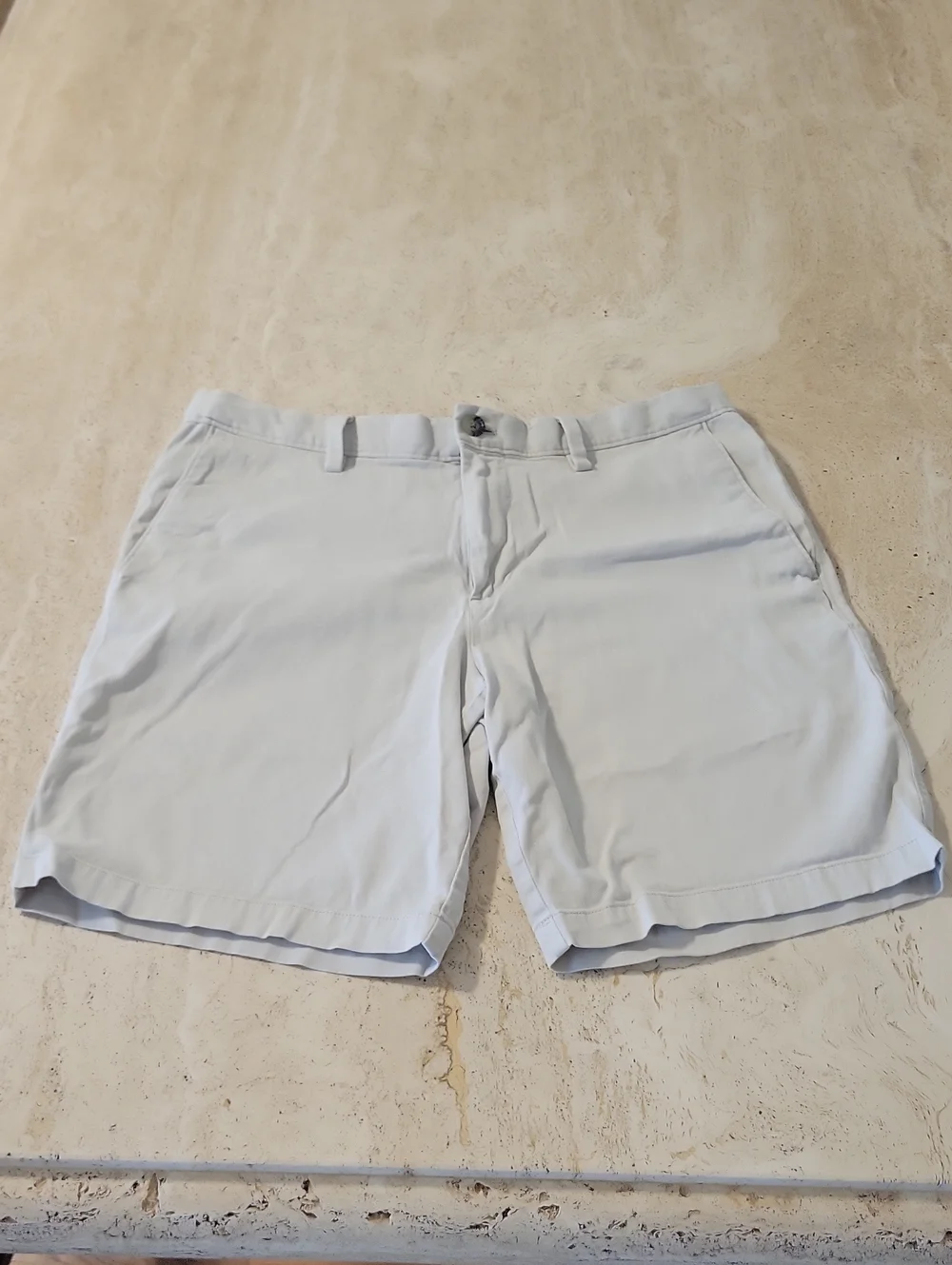 Banana Republic Light Cream Flat-Front Men's Shorts